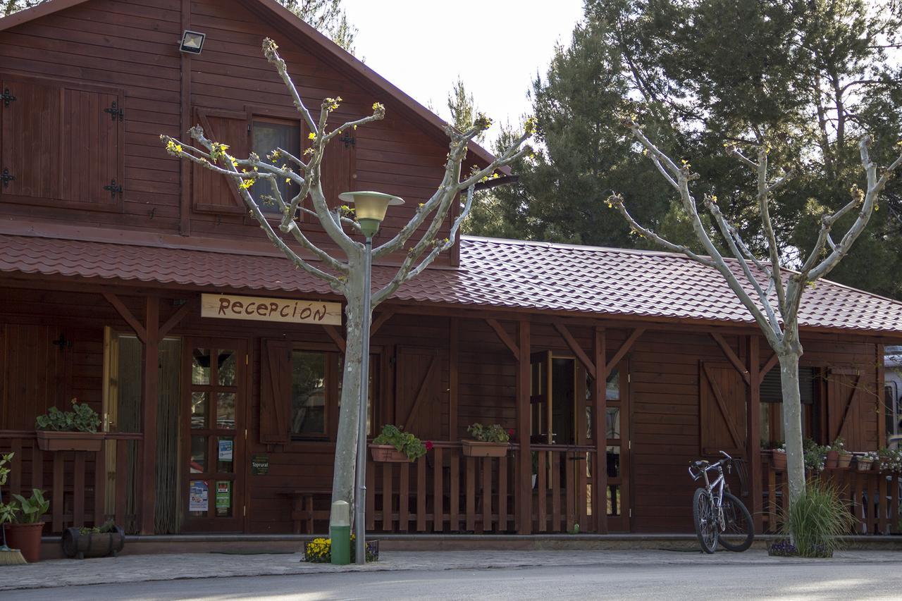 Camping-Bungalows Ciudad De Albarracin Albarracín Exterior foto